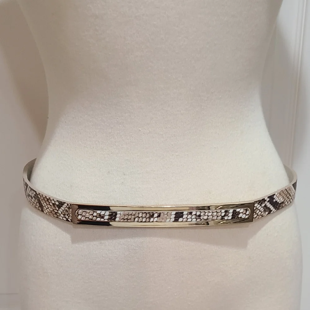 WHBM Genuine Leather Skinny Belt Sz M Snakeskin Embossed